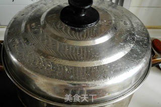 玉米面葱香花卷的做法步骤:13