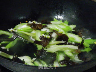 清炒山药的做法步骤:5