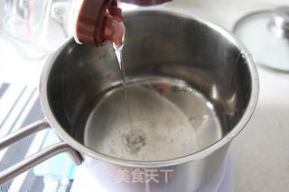 芝麻花生牛轧糖-水饴版的做法步骤:3