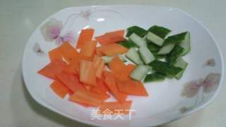 孔雀戏莲花(鱼戏莲花)。的做法步骤:9