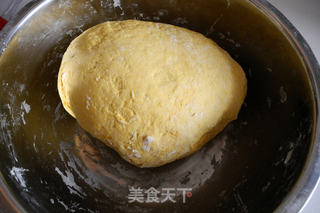南瓜花卷的做法步骤:3