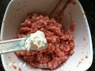 咸鱼蒸肉饼的做法步骤:2