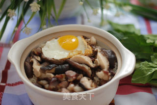 香菇腊肠煲仔饭的做法步骤:9