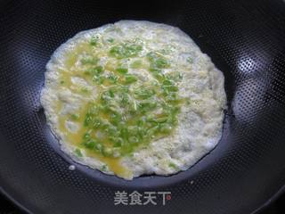 青椒鸡蛋饼的做法步骤：7