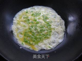 青椒鸡蛋饼的做法步骤:7