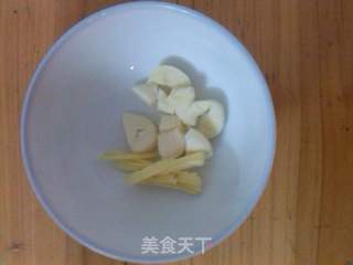 清炒芥菜芯的做法步骤：2