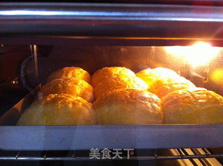 外表刚硬内心柔软之酸奶中种菠萝包的做法步骤:9