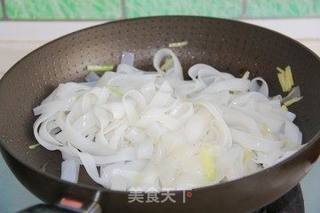 干炒牛河的做法步骤:6