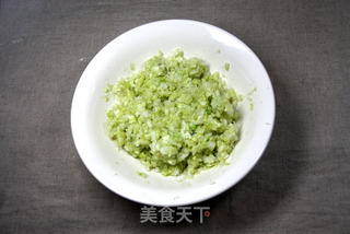 五财饺子的做法步骤:2