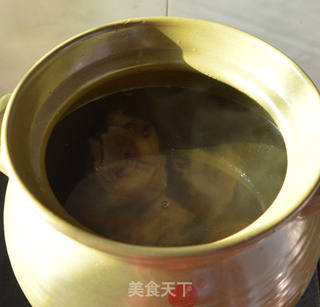 红豆菜干猪骨汤的做法步骤:4