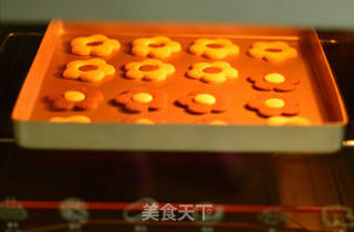 花朵饼干的做法步骤:12