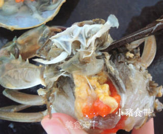 【黄金满地蒜香蟹】粤菜经典勾魂滋味的做法步骤:5