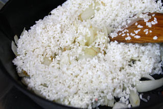 【意式藏红花烩饭】:给食物做减法的做法步骤:7