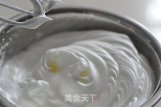 蓝莓酸奶蛋糕的做法步骤:7