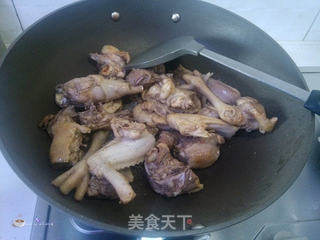 美容养颜红酒香菇炖鸡的做法步骤:4