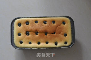 蓝莓酸奶蛋糕的做法步骤:11