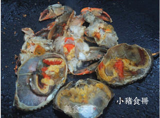 【黄金满地蒜香蟹】粤菜经典勾魂滋味的做法步骤:10