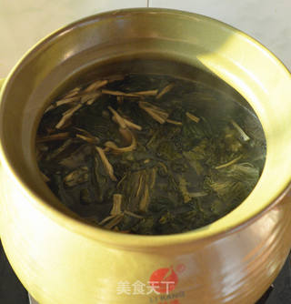 红豆菜干猪骨汤的做法步骤:6