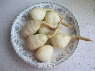茨菰扣鸡肉的做法步骤:2