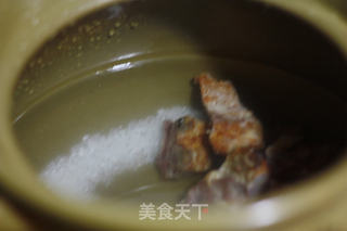 菜干咸猪骨粥的做法步骤:3