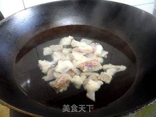 西红柿炖牛腩的做法步骤:2