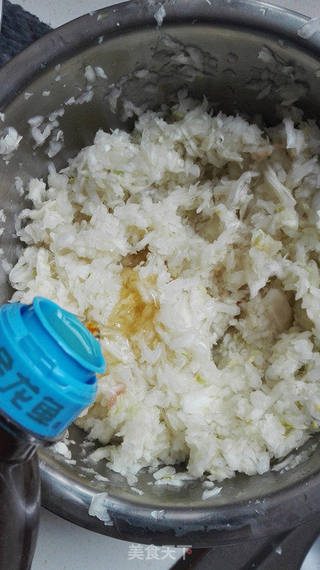白菜猪肉水饺的做法步骤:11