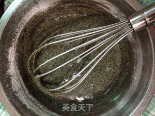 黑芝麻红薯蛋糕卷的做法步骤:6