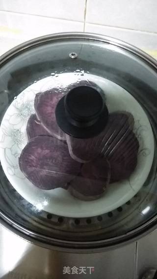 紫薯丸子的做法步骤:3