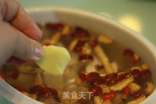 鲜鲍鱼瘦肉汤的做法步骤:5