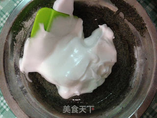 黑芝麻红薯蛋糕卷的做法步骤:8