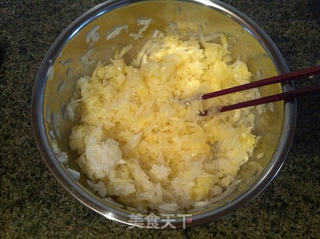 白萝卜豆渣丸子的做法步骤:5