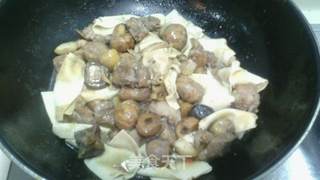 干锅蛋饺排骨。的做法步骤:9