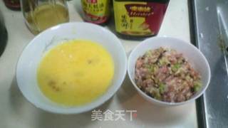 干锅蛋饺排骨。的做法步骤:2