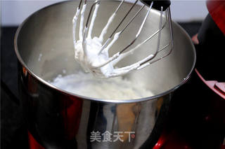 奶油戚风的做法步骤:7