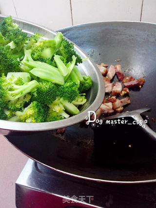 【西兰花炒烧肉】的做法步骤:5