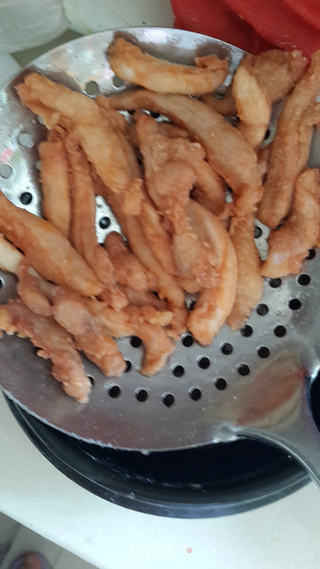 荤素巧搭炒鸡柳的做法步骤:3