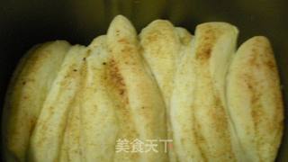 麻辣鲜花卷面包的做法步骤:10