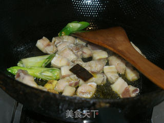 胡萝卜烧肉的做法步骤:3