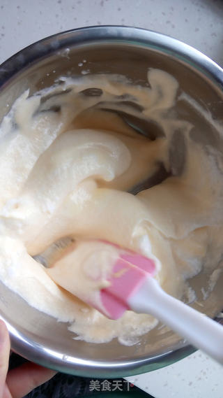梦幻纸杯蛋糕的做法步骤:5