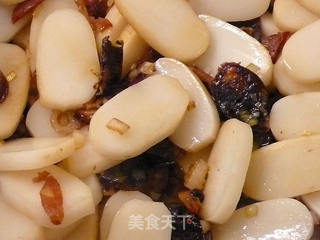 蚝油腊味炒年糕 我♥年糕5的做法步骤:6