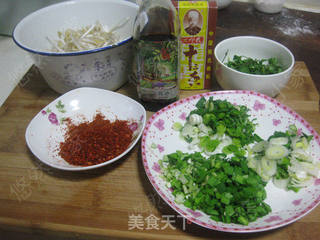 老陕面食之油泼扯面——不用抹油的家常扯面做法的做法步骤:2