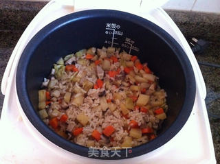 香菇胡萝卜焖米饭的做法步骤:10