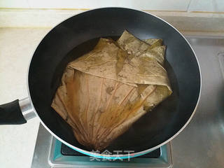 合家团圆之腊味荷叶饭的做法步骤:4