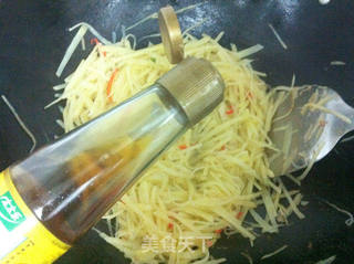 酸辣土豆丝的做法步骤:8