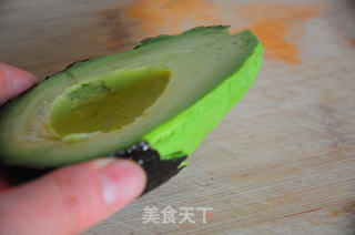 牛油果柳沙拉的做法步骤:3
