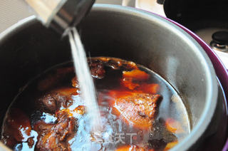 秘制酱牛肉---节日餐桌必备佳肴的做法步骤:15