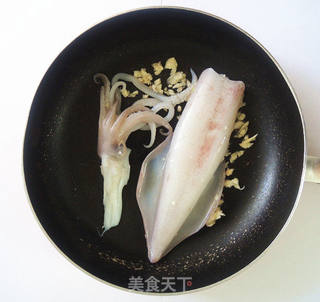 【照烧鱿鱼酿糯米】的做法步骤:6
