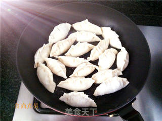 岭南冰花煎饺的做法步骤:8