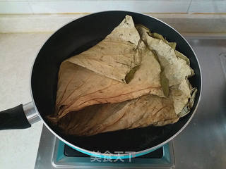 合家团圆之腊味荷叶饭的做法步骤:3