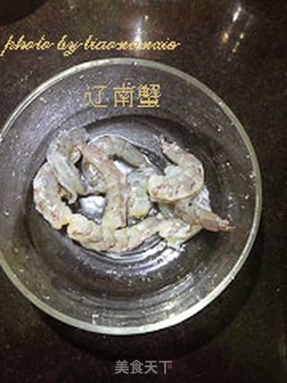 软炸虾仁的做法步骤:2